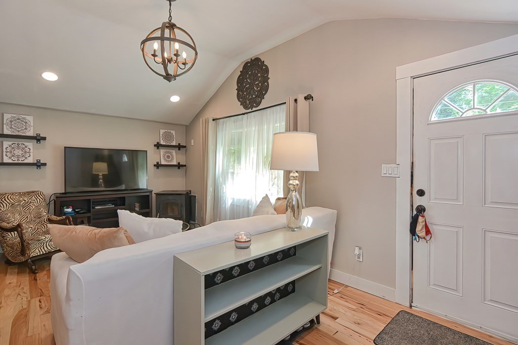 11 Falls Road Norton, MA 02766 - Photo 6 of 24