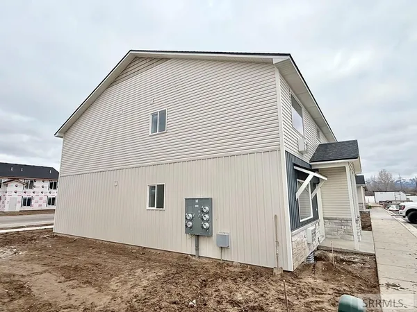 $624,900 | 5405 Park Lawn Drive, Unit 111, Chubbuck, ID 83202