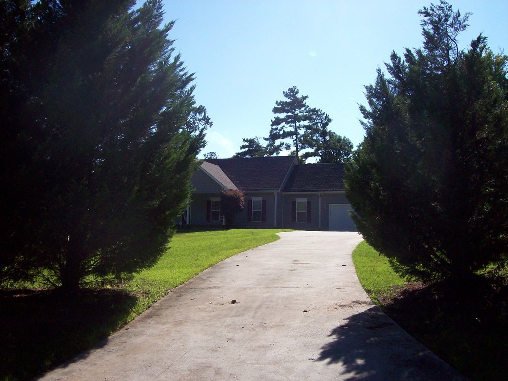20 Lower Simmons Road Macon, GA 31220 - Photo 2 of 32 a view of outdoor space and yard