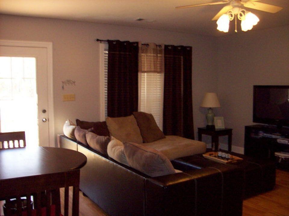 20 Lower Simmons Road Macon, GA 31220 - Photo 18 of 32 a living room with furniture and a flat screen tv