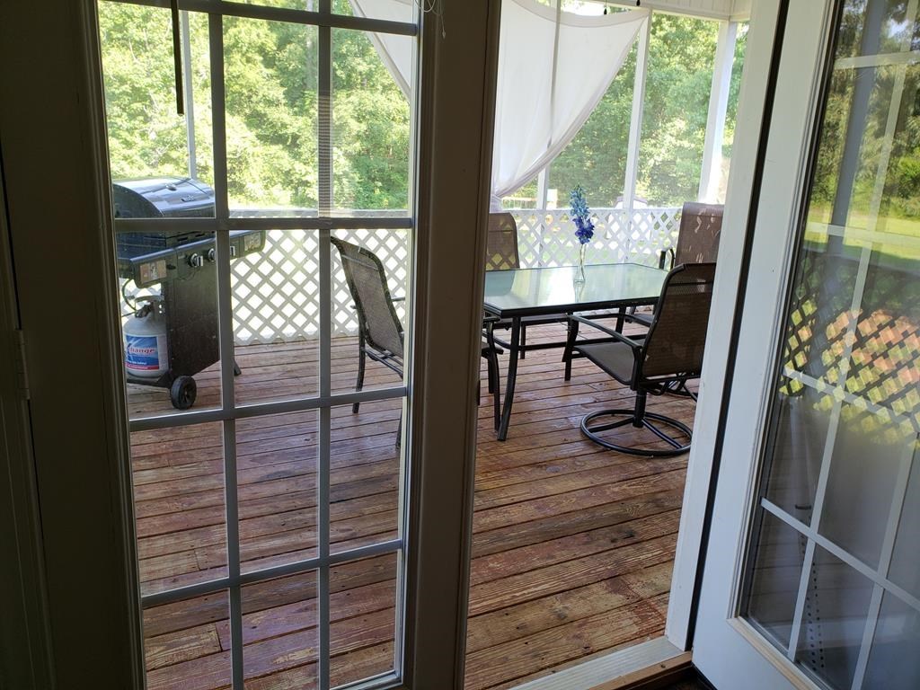 20 Lower Simmons Road Macon, GA 31220 - Photo 24 of 32 a view of balcony with furniture