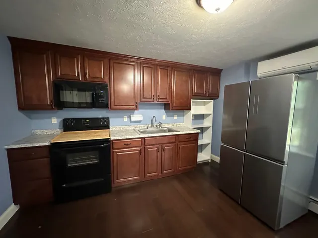 $628,800 | 20 Amalia Way, Rindge, NH 03461