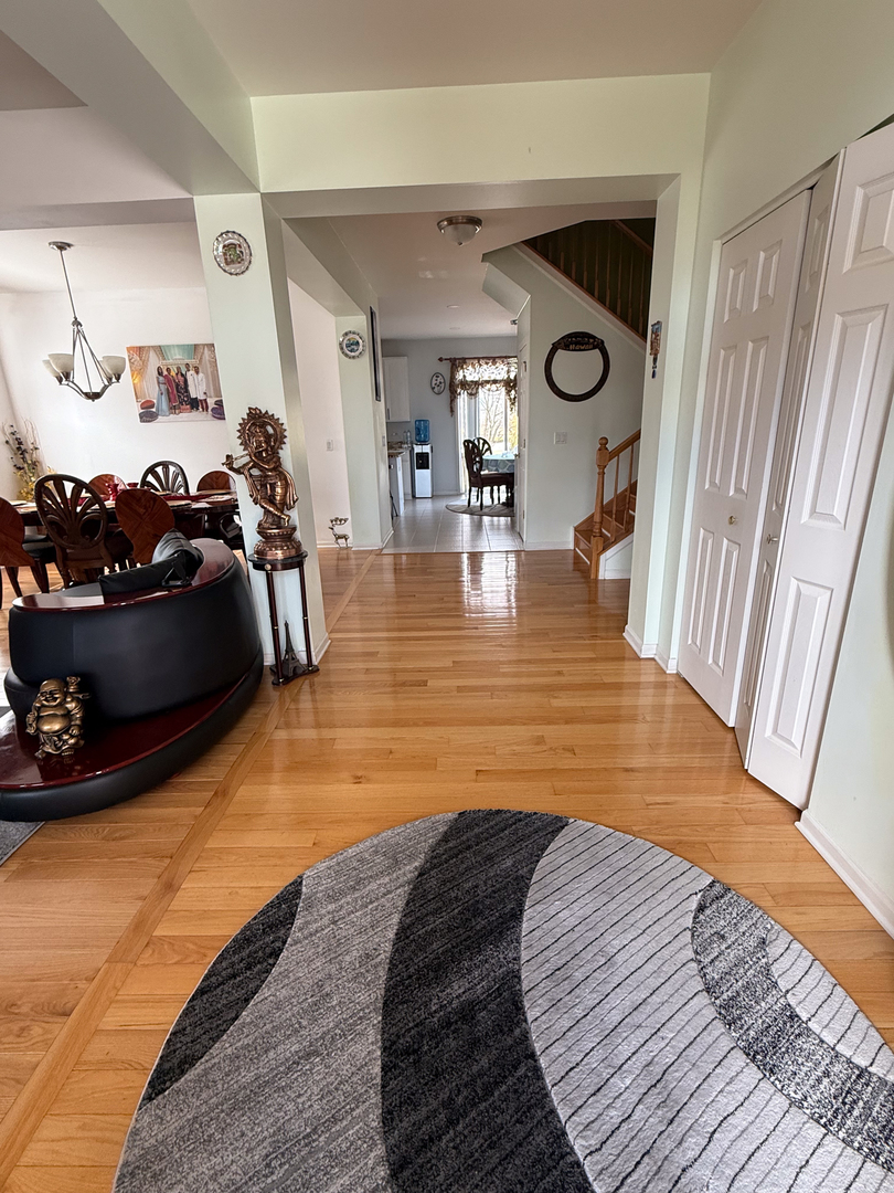 3816 Parsons Road Carpentersville, IL 60110 - Photo 5 of 34 Gallery Image 5