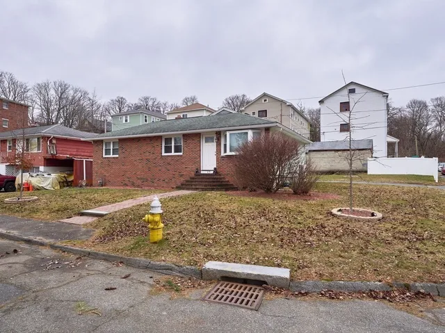 $439,900 | 29 Dillon Street, Worcester, MA 01604