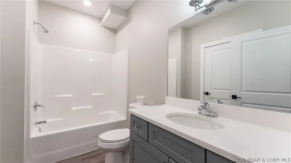 $379,000 | 104 Sierra Bay Drive, Unit 2F, Camdenton, MO 65020