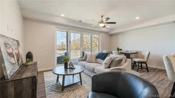$379,000 | 104 Sierra Bay Drive, Unit 2F, Camdenton, MO 65020