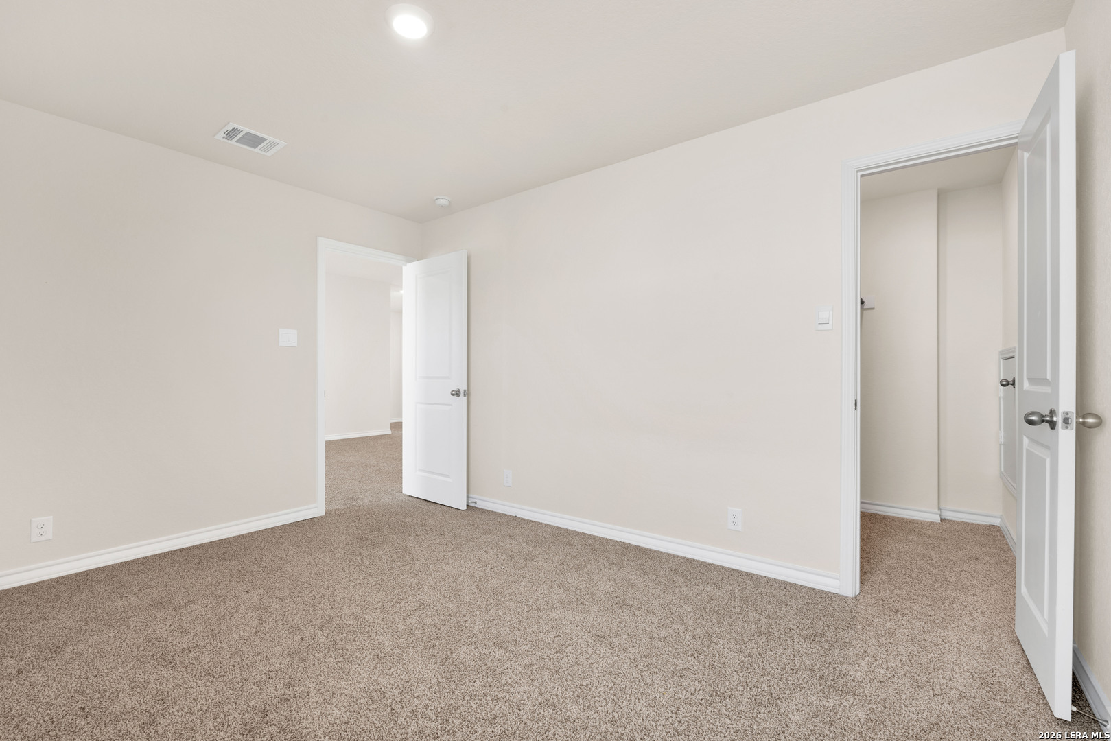 193 Ringed Plover San Antonio, TX 78253 - Photo 18 of 28