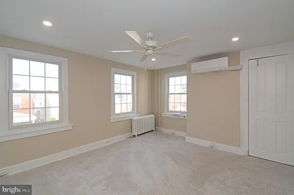 $2,800 | 232 Morgan Street, Phoenixville, PA 19460