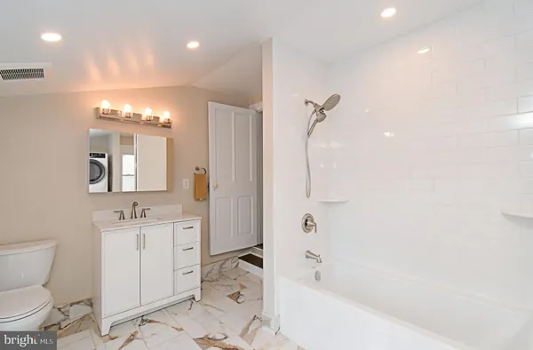 $2,800 | 232 Morgan Street, Phoenixville, PA 19460