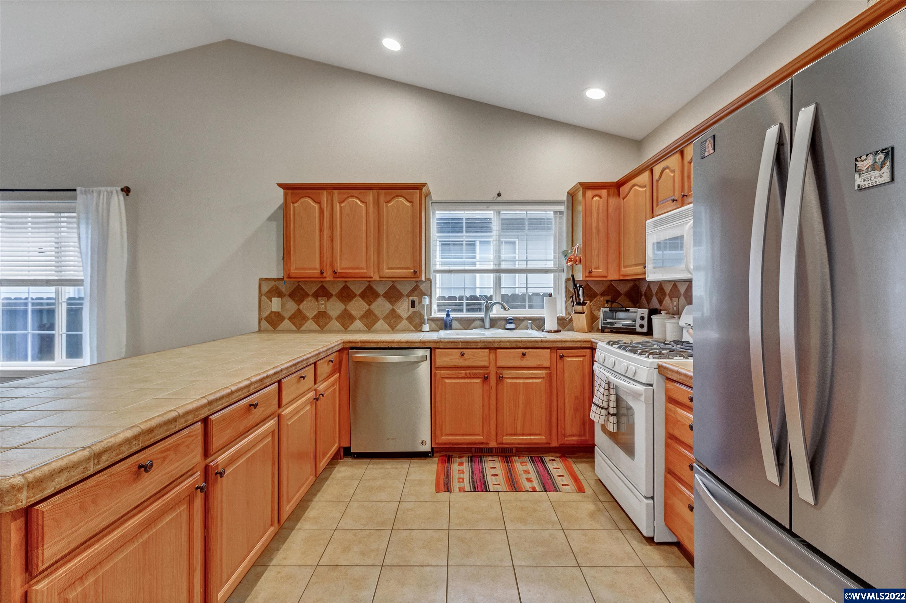 7695 Oneil Road Northeast Keizer, OR 97303 - Photo 16 of 36 Gallery Image 16