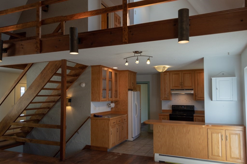 91 West Pelham Road Shutesbury, MA 01072 - Photo 11 of 32 Gallery Image 11