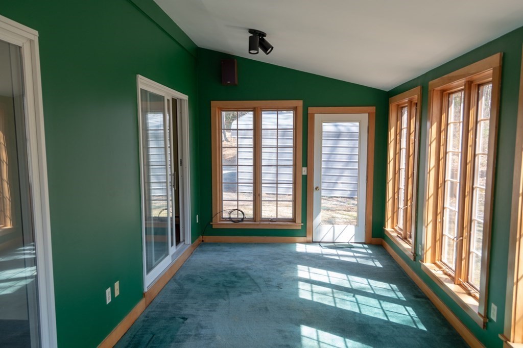 91 West Pelham Road Shutesbury, MA 01072 - Photo 13 of 32 Gallery Image 13