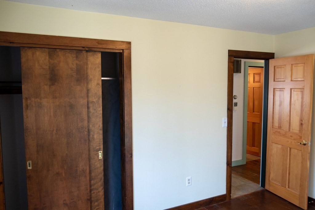 91 West Pelham Road Shutesbury, MA 01072 - Photo 17 of 32 Gallery Image 17