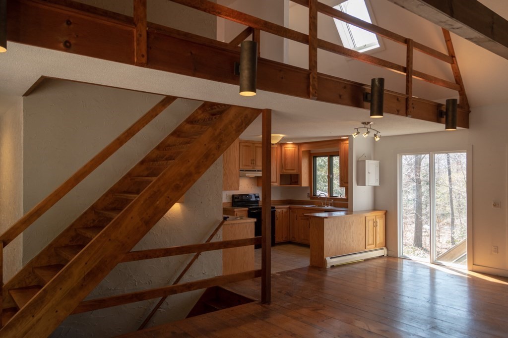91 West Pelham Road Shutesbury, MA 01072 - Photo 9 of 32 Gallery Image 9