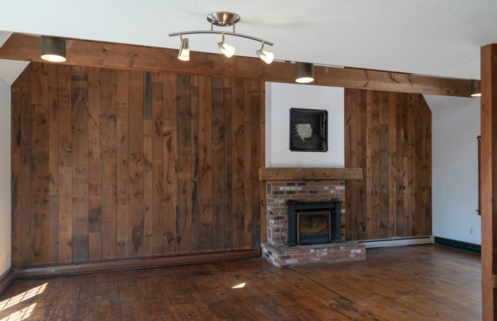 91 West Pelham Road Shutesbury, MA 01072 - Photo 10 of 32 Gallery Image 10