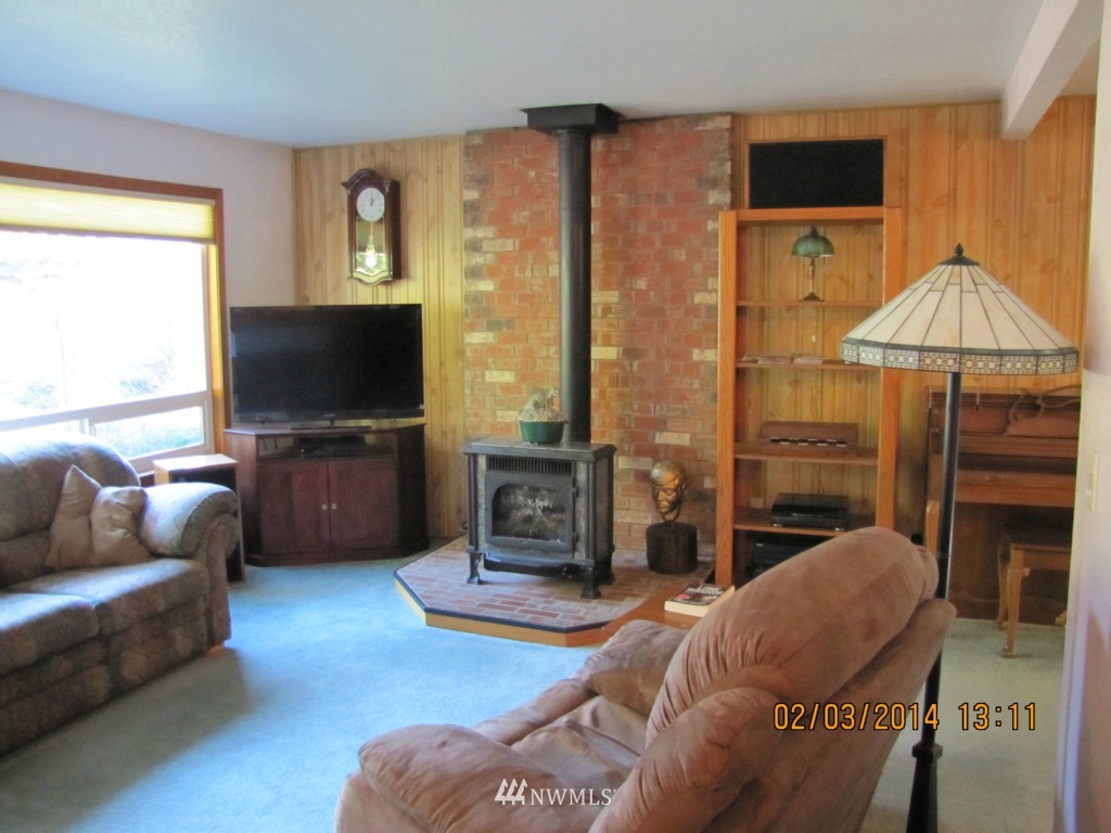 606 Hulse Road Port Angeles, WA 98362 - Photo 6 of 19