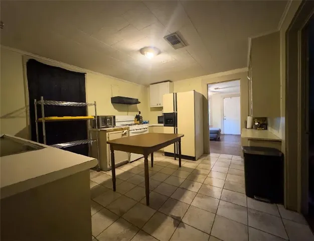 $40,000 | 915 Overton Street, Pineville, LA 71360