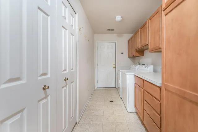 $285,000 | 1385 Addington Lane, Ann Arbor, MI 48108