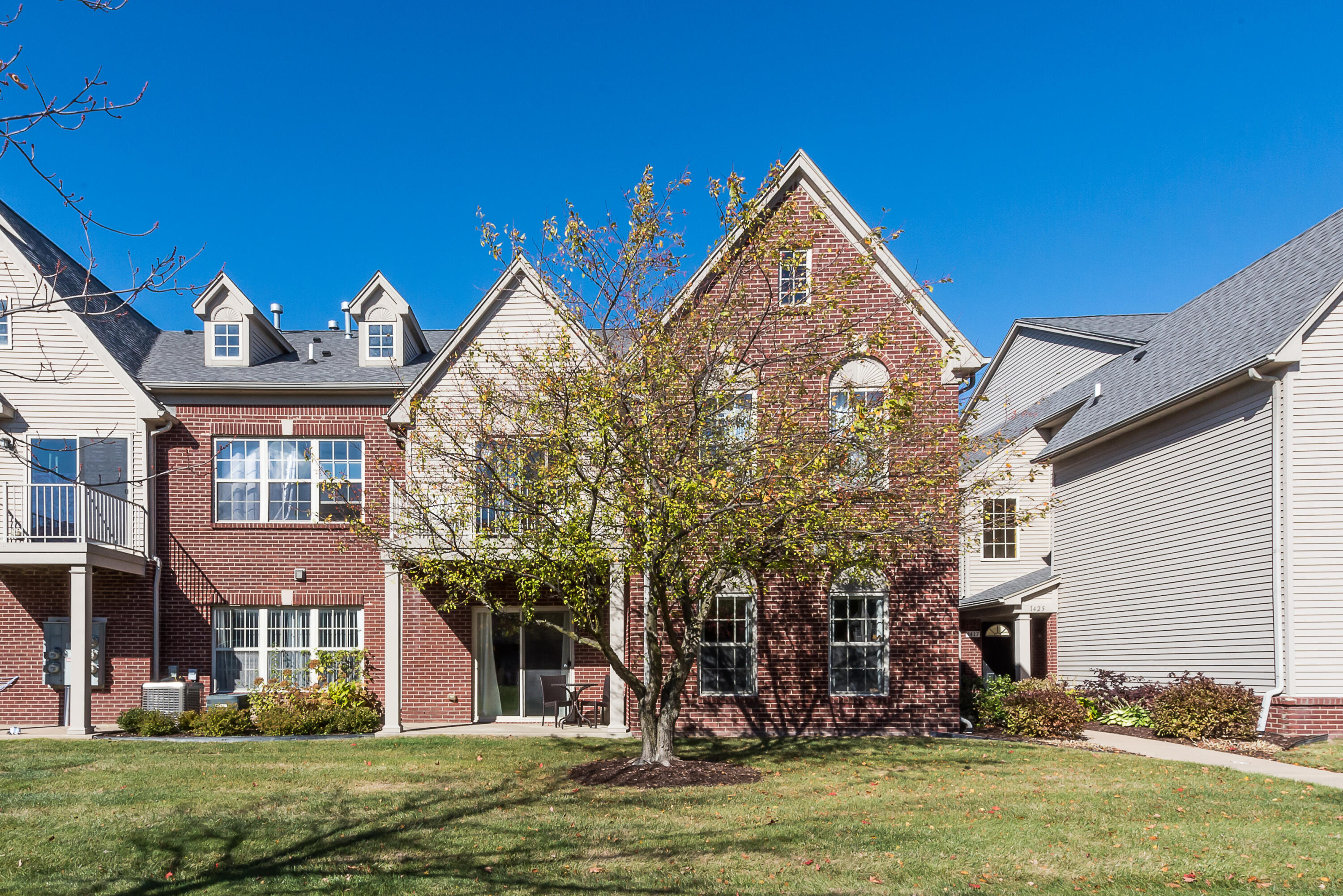 1385 Addington Lane Ann Arbor, MI 48108 - Photo 2 of 30 DSC_2