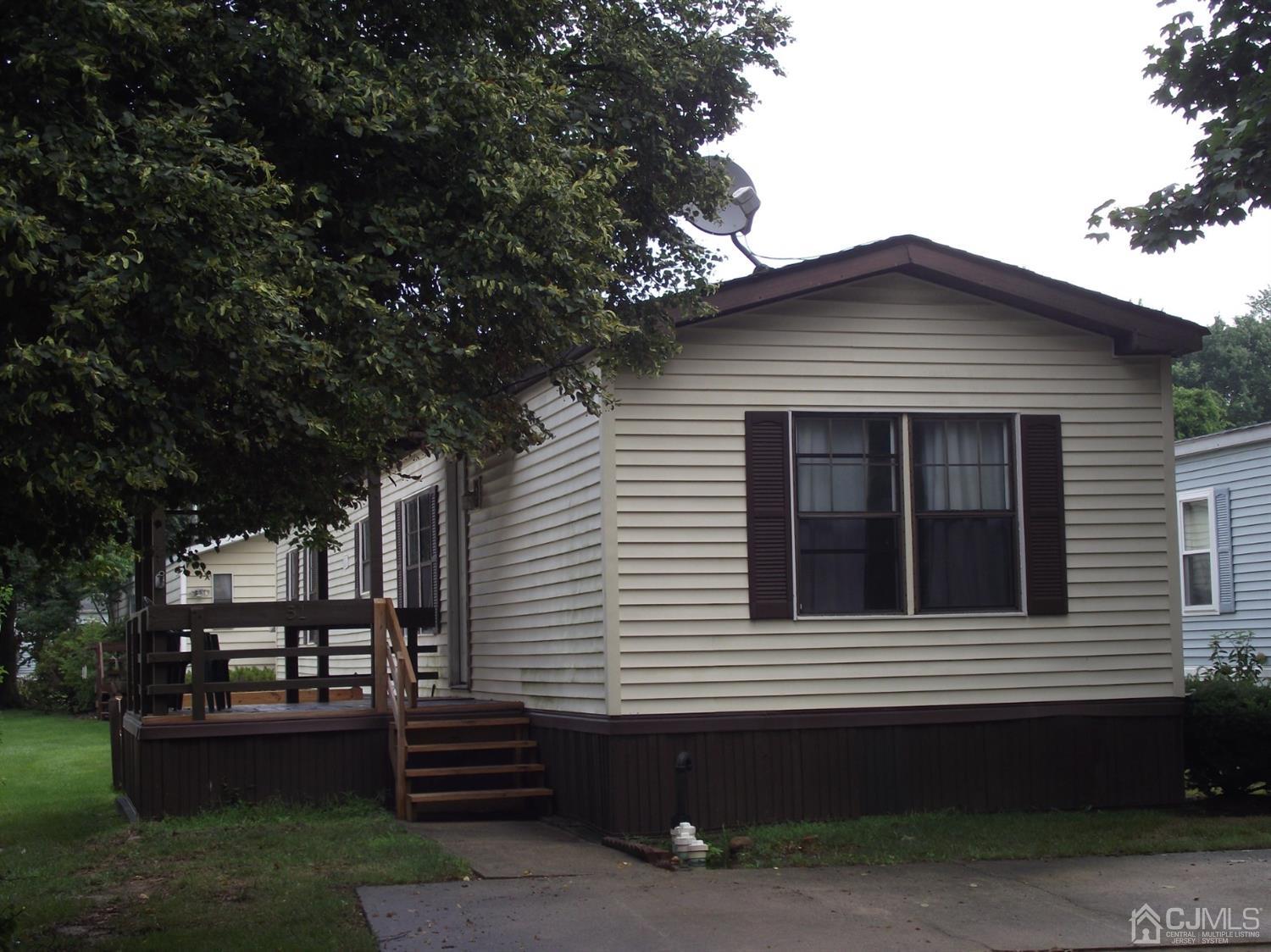 51 Poe Road North Brunswick, NJ 08902 - Photo 1 of 15 Gallery Image 1
