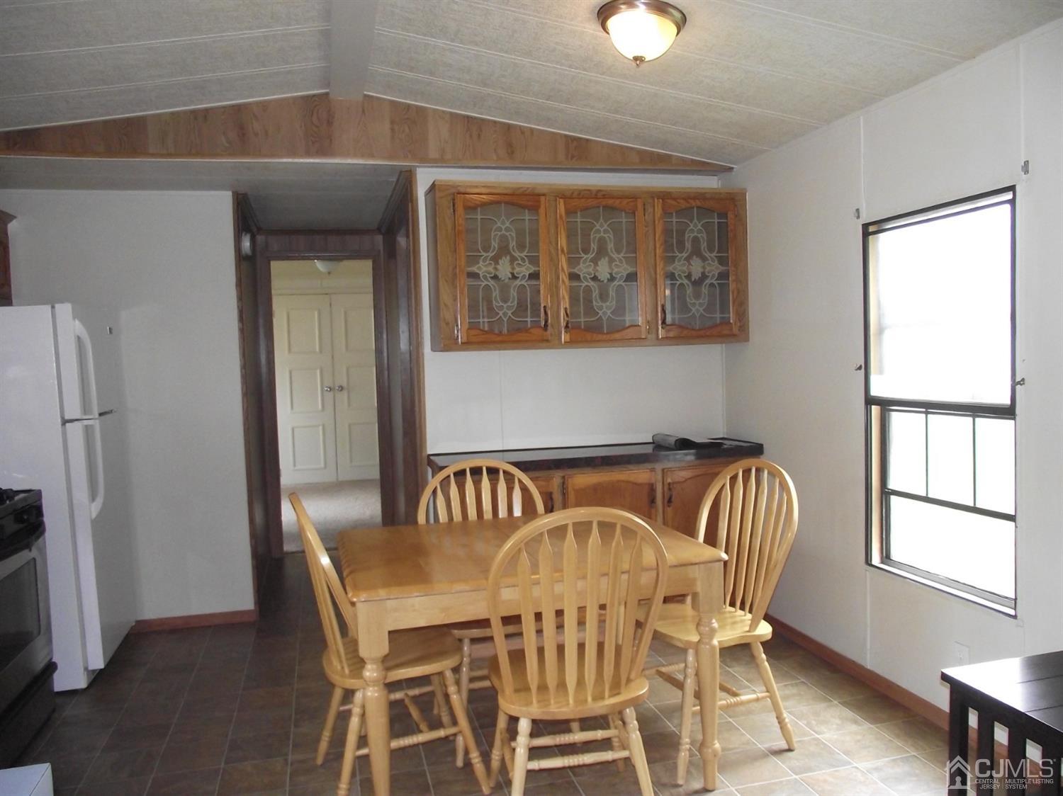 51 Poe Road North Brunswick, NJ 08902 - Photo 3 of 15 Gallery Image 3