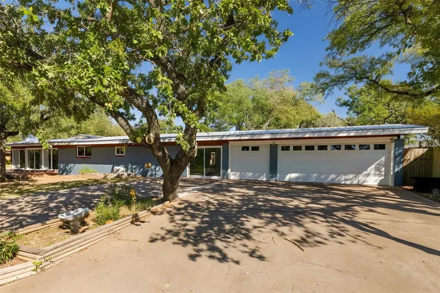 $465,000 | 615 Northwest 20th Street, Mineral Wells, TX 76067