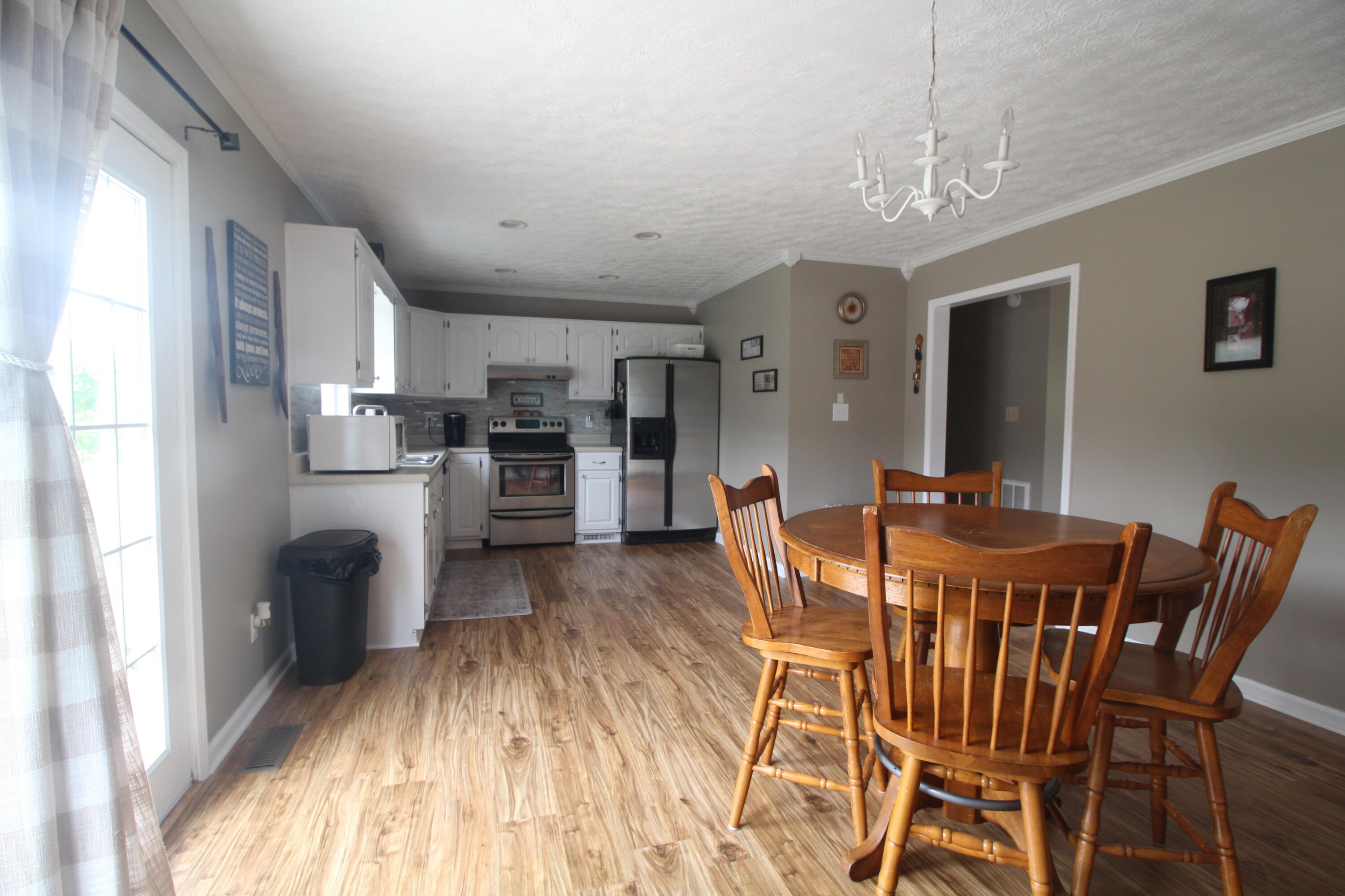 183 Saddlebrook Subdivision Road Lewisburg, WV 24901 - Photo 9 of 18 Gallery Image 9