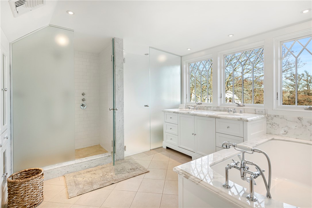 150 Boston Neck Road Narragansett, RI 02882 - Photo 37 of 50 Guest Bedroom 3 Ensuite