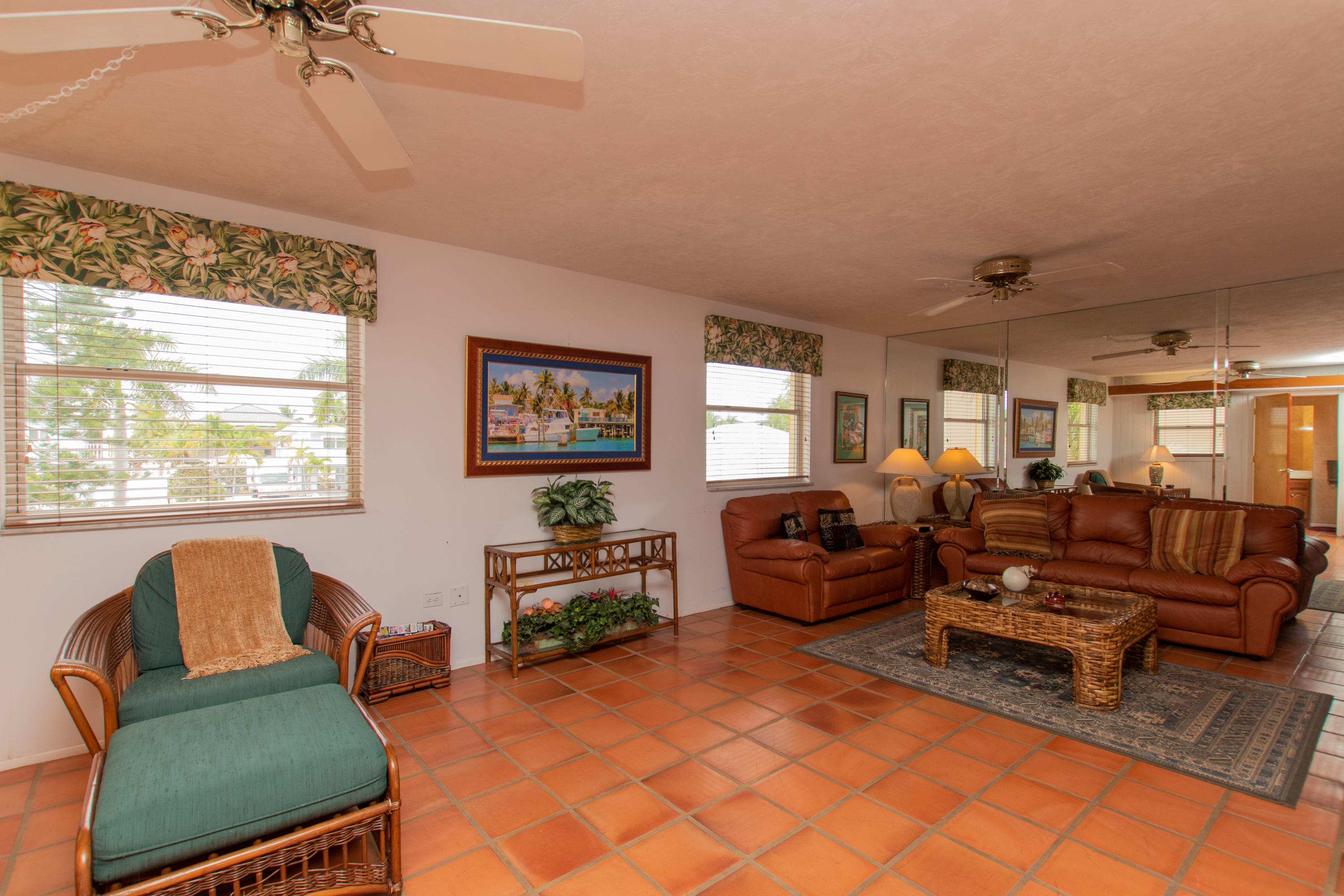238 Atlantic Boulevard Key Largo, FL 33037 - Photo 12 of 55 Great Room