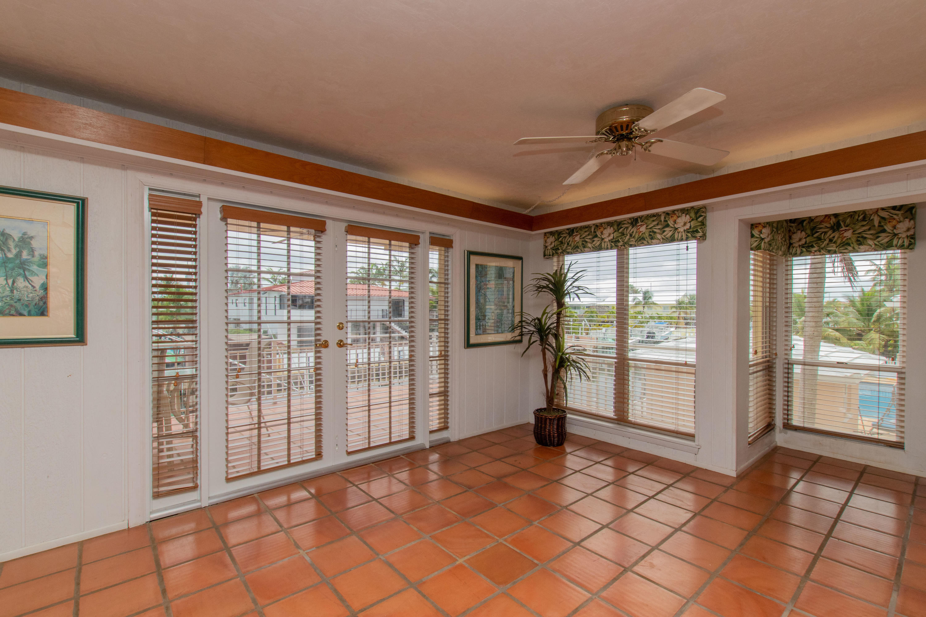 238 Atlantic Boulevard Key Largo, FL 33037 - Photo 17 of 55 Great Room