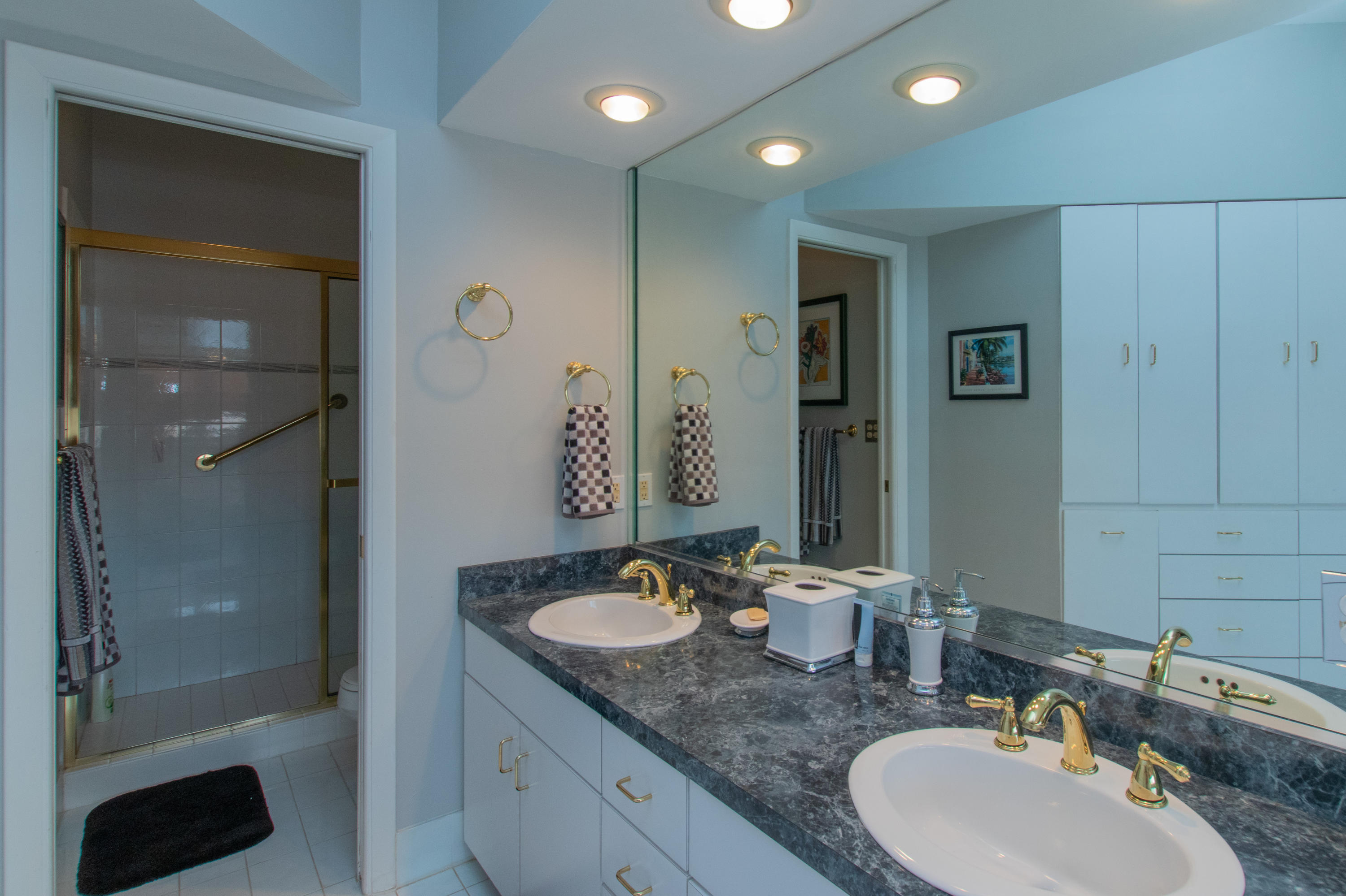 238 Atlantic Boulevard Key Largo, FL 33037 - Photo 28 of 55 Master Bath