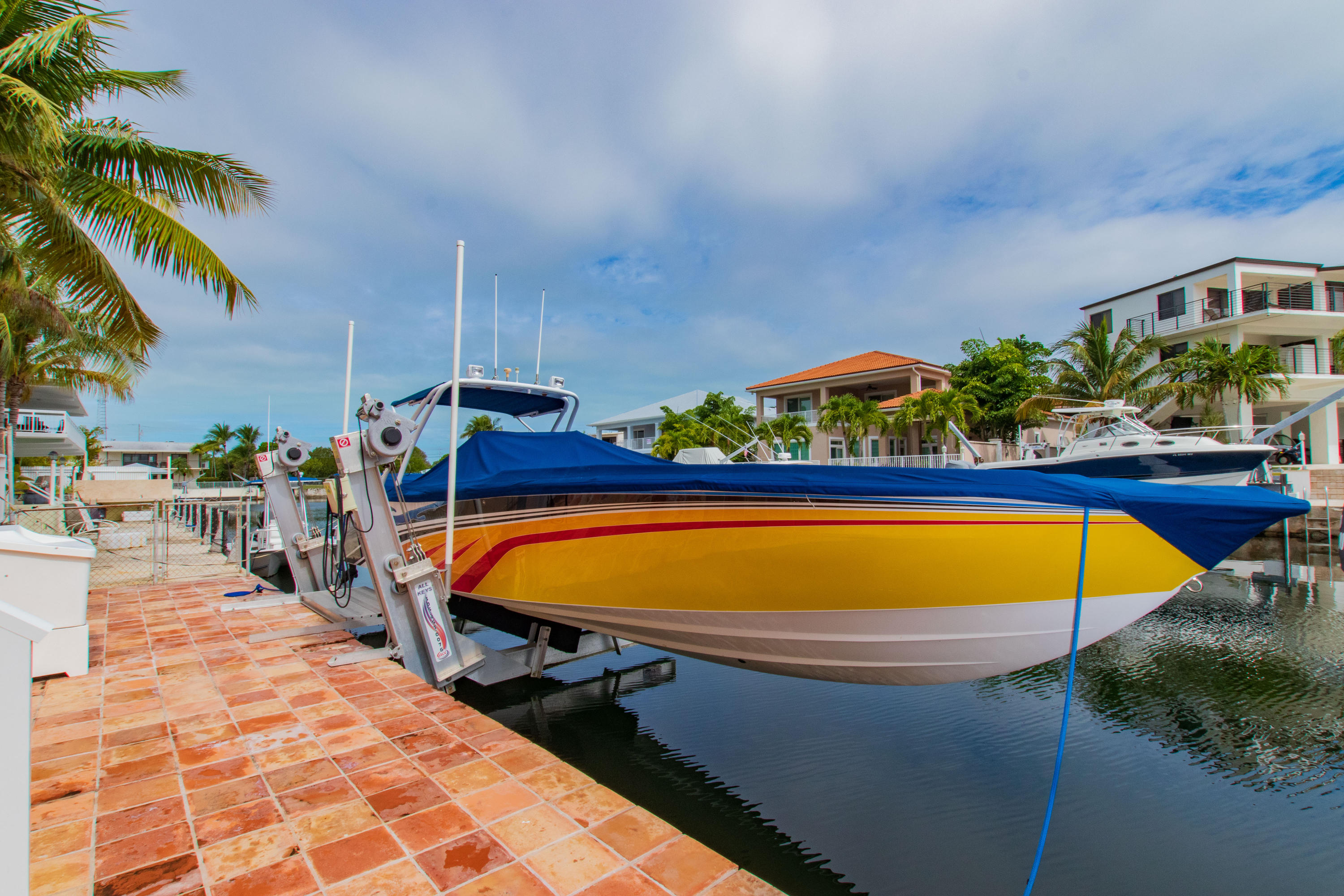 238 Atlantic Boulevard Key Largo, FL 33037 - Photo 10 of 55 75' Dock