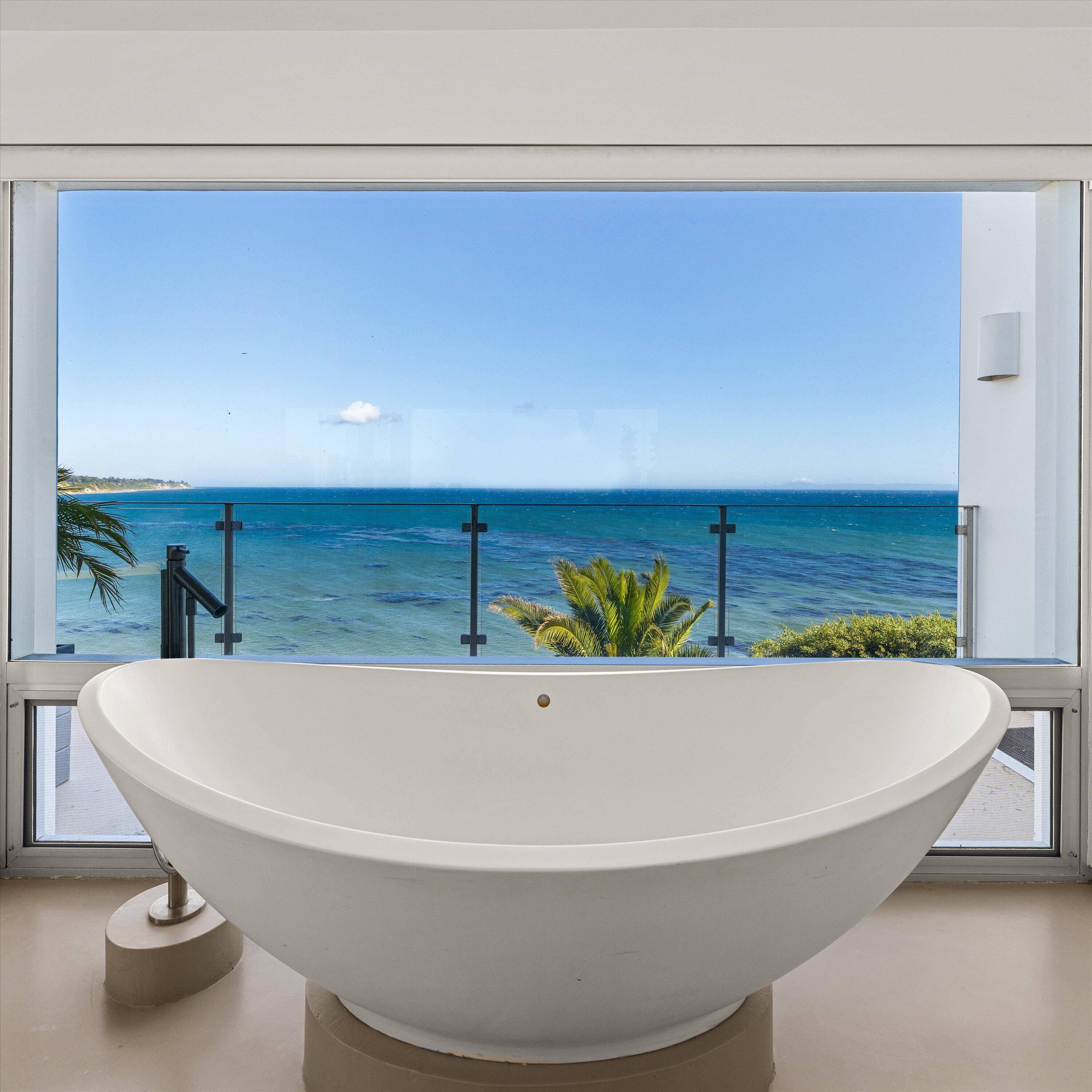 5297 Austin Road Santa Barbara, CA 93111 - Photo 18 of 35 a bathroom with a bathtub