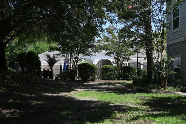 $1,775 | 1300 Park W Boulevard, Unit 108, Mount Pleasant, SC 29466