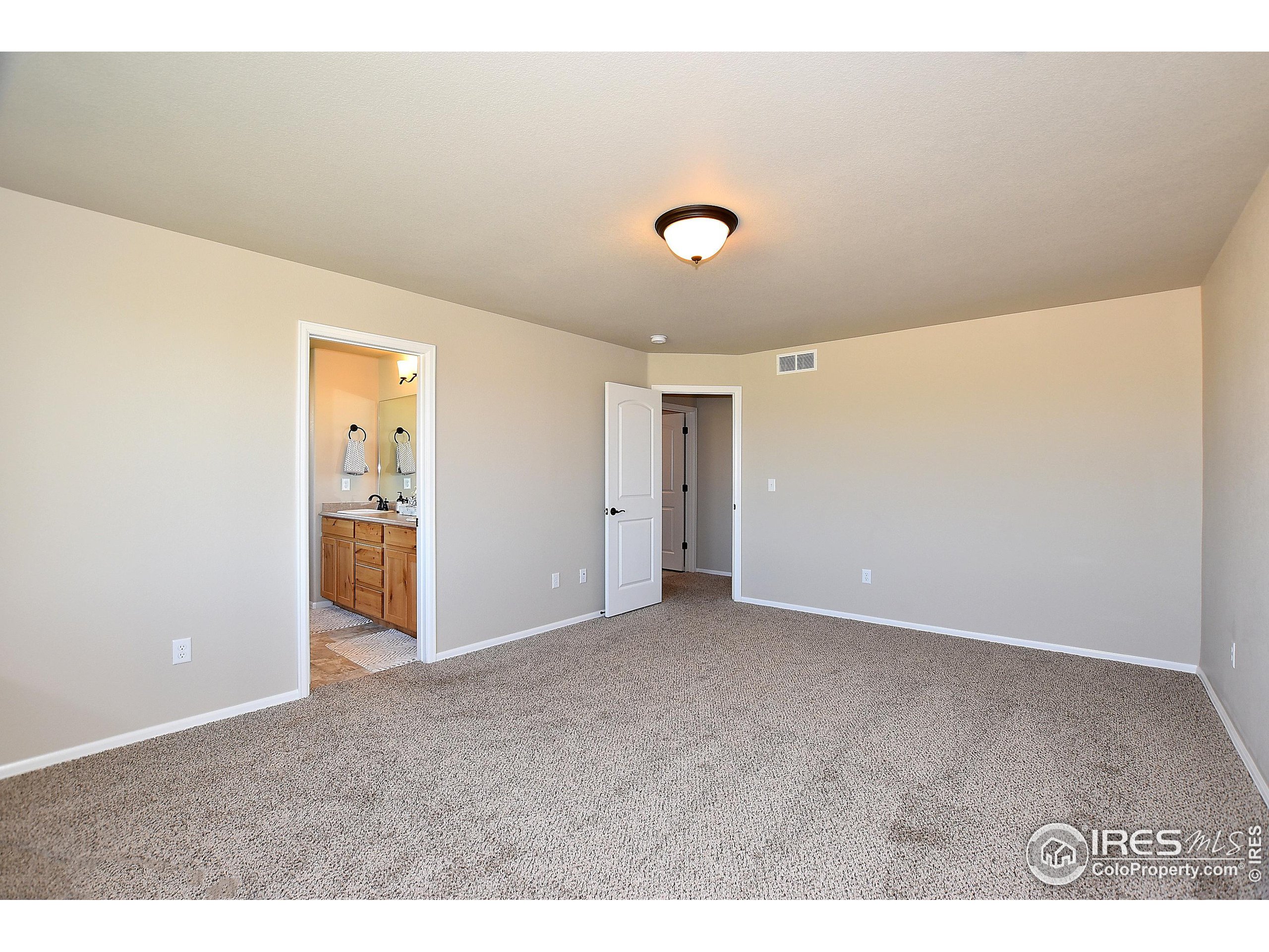8506 7th St Road Greeley, CO 80634 - Photo 32 of 39 Gallery Image 32