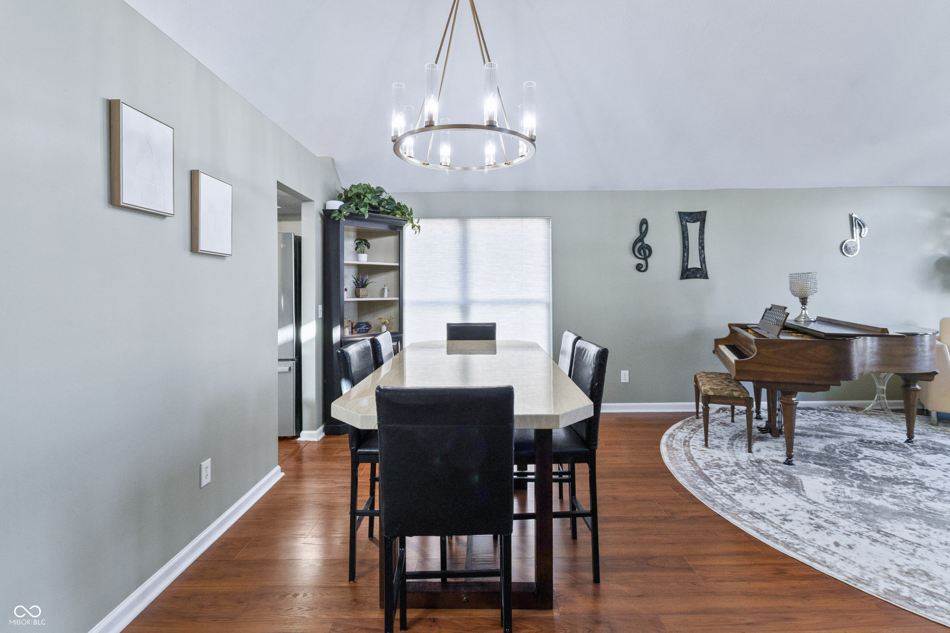 9943 Deering Street Fishers, IN 46037 - Photo 9 of 46