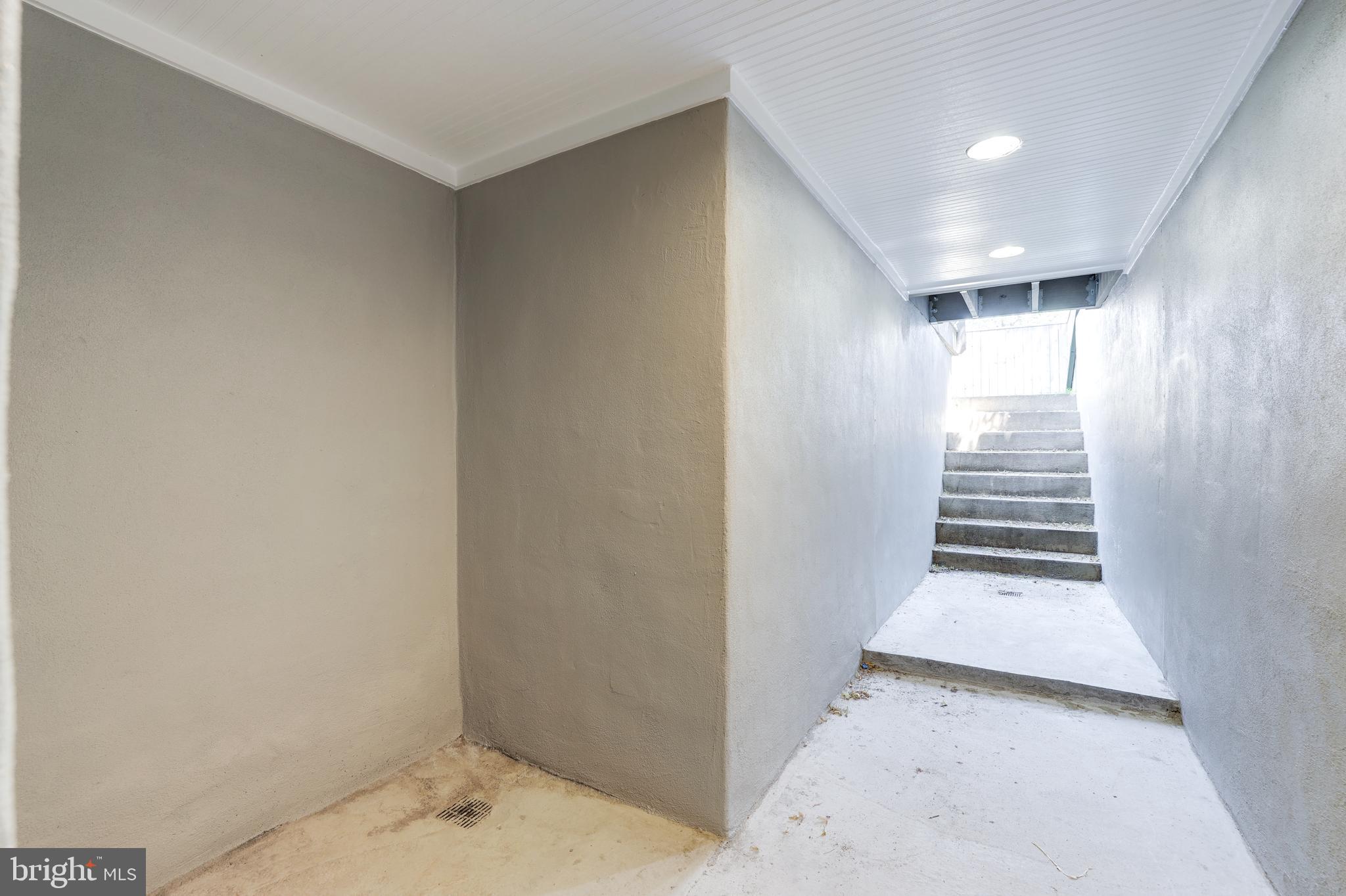 325 11th Street Northeast Washington, DC 20002 - Photo 32 of 36