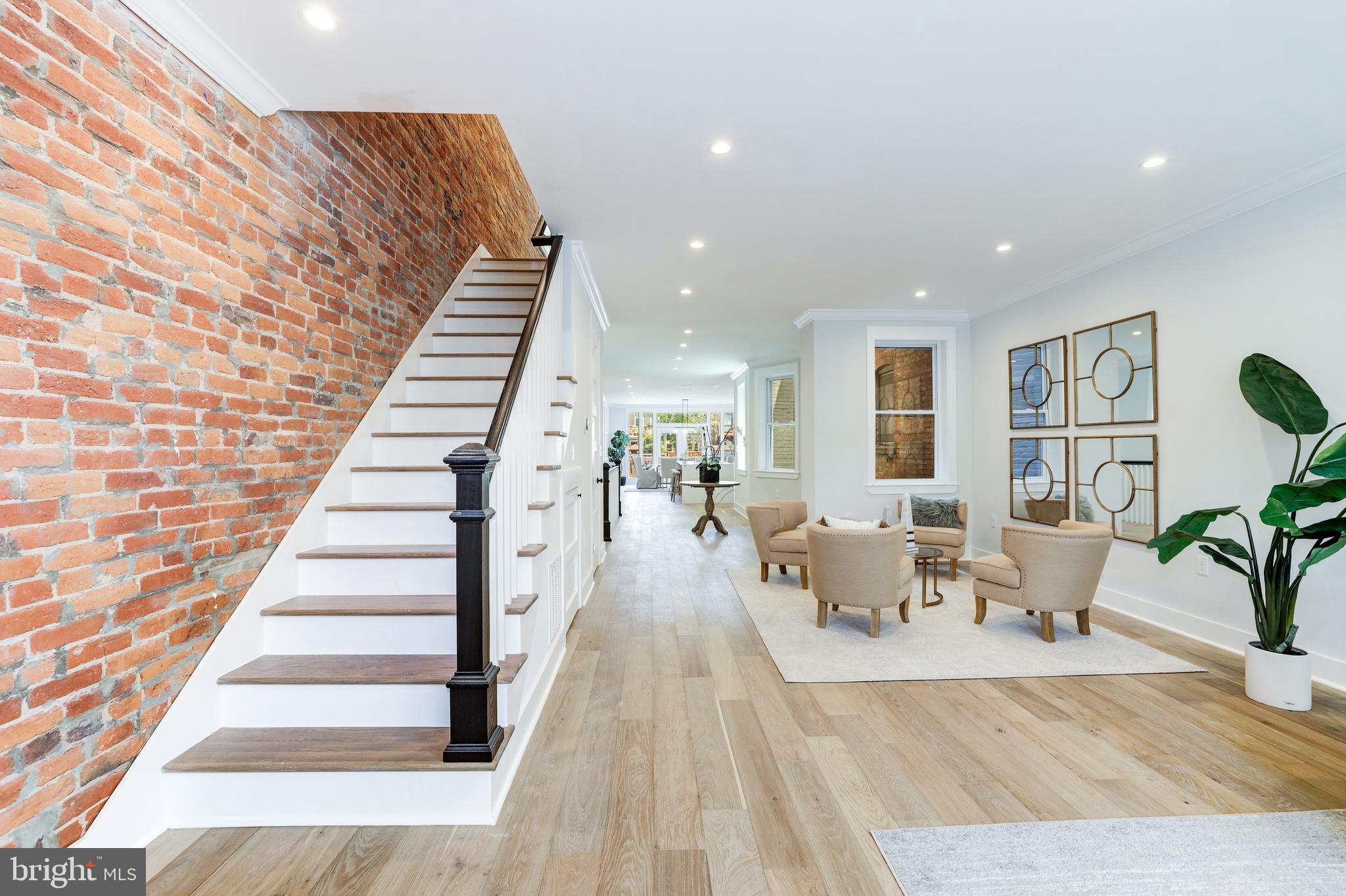 325 11th Street Northeast Washington, DC 20002 - Photo 6 of 36