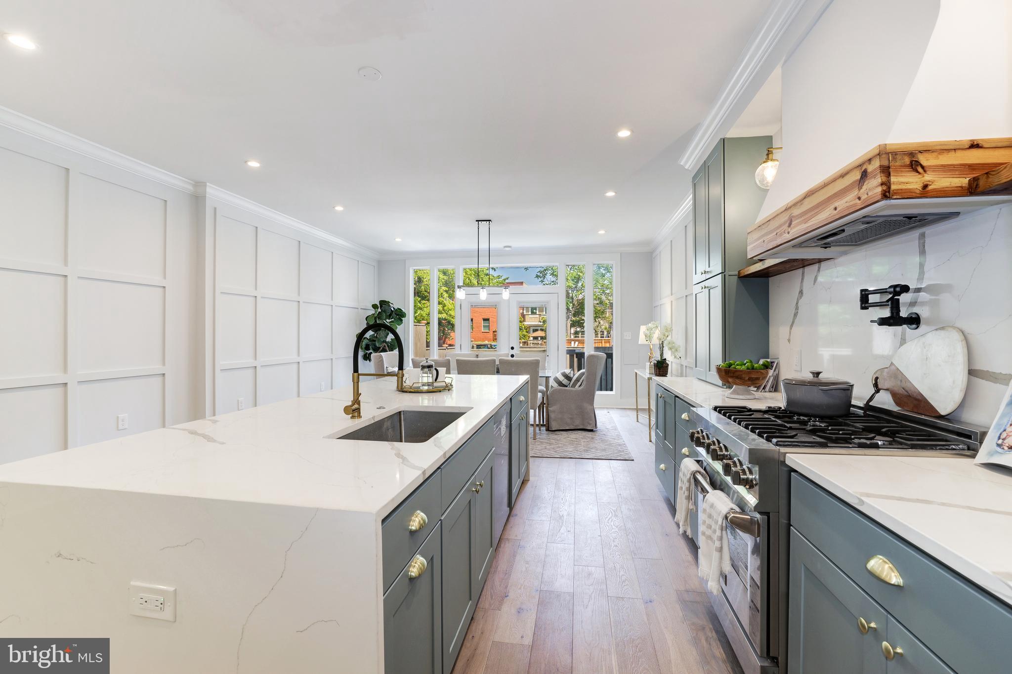 325 11th Street Northeast Washington, DC 20002 - Photo 10 of 36