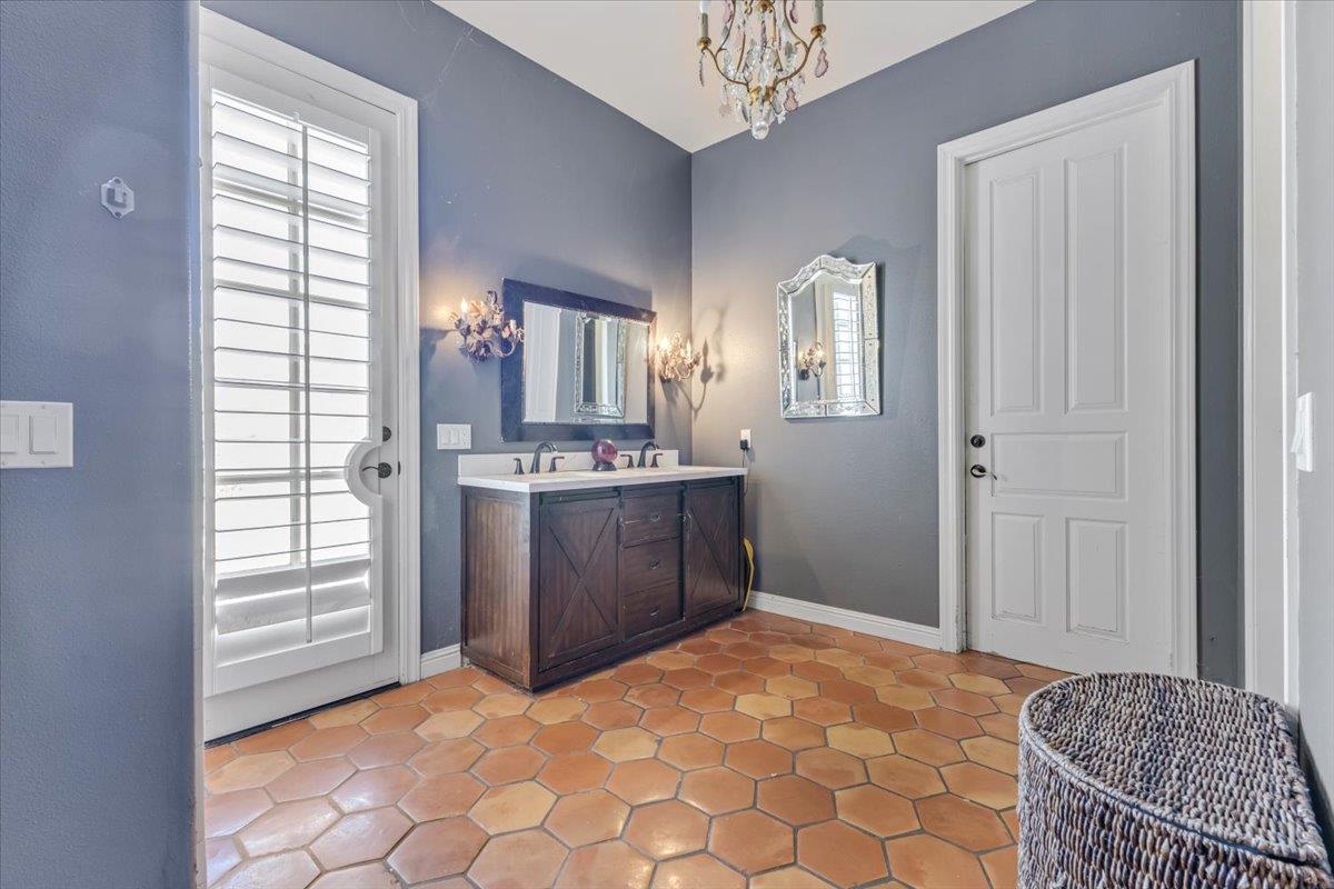 2727 Thomas Road Hollister, CA 95023 - Photo 21 of 83