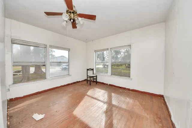 $189,900 | 3218 Pansy Street, Pasadena, TX 77505