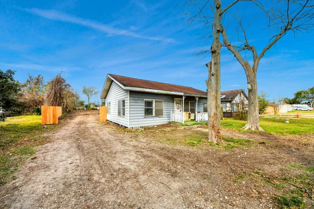 $189,900 | 3218 Pansy Street, Pasadena, TX 77505