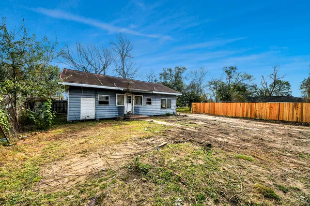 $189,900 | 3218 Pansy Street, Pasadena, TX 77505