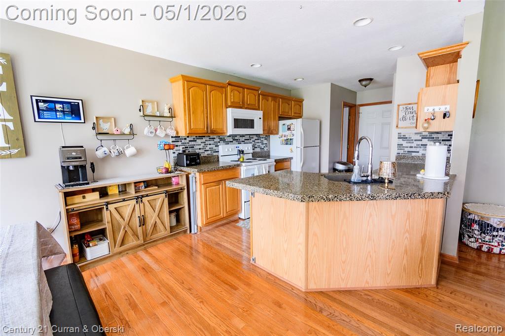 12530 Harris Street Carleton, MI 48117 - Photo 11 of 38