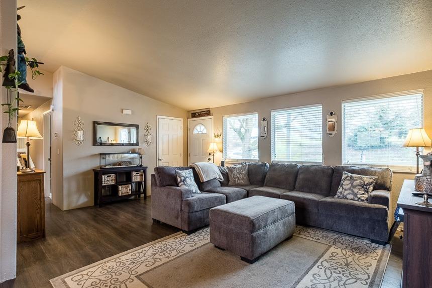 4088 Old Upton Road Central Point, OR 97502 - Photo 6 of 18 Additional Photo