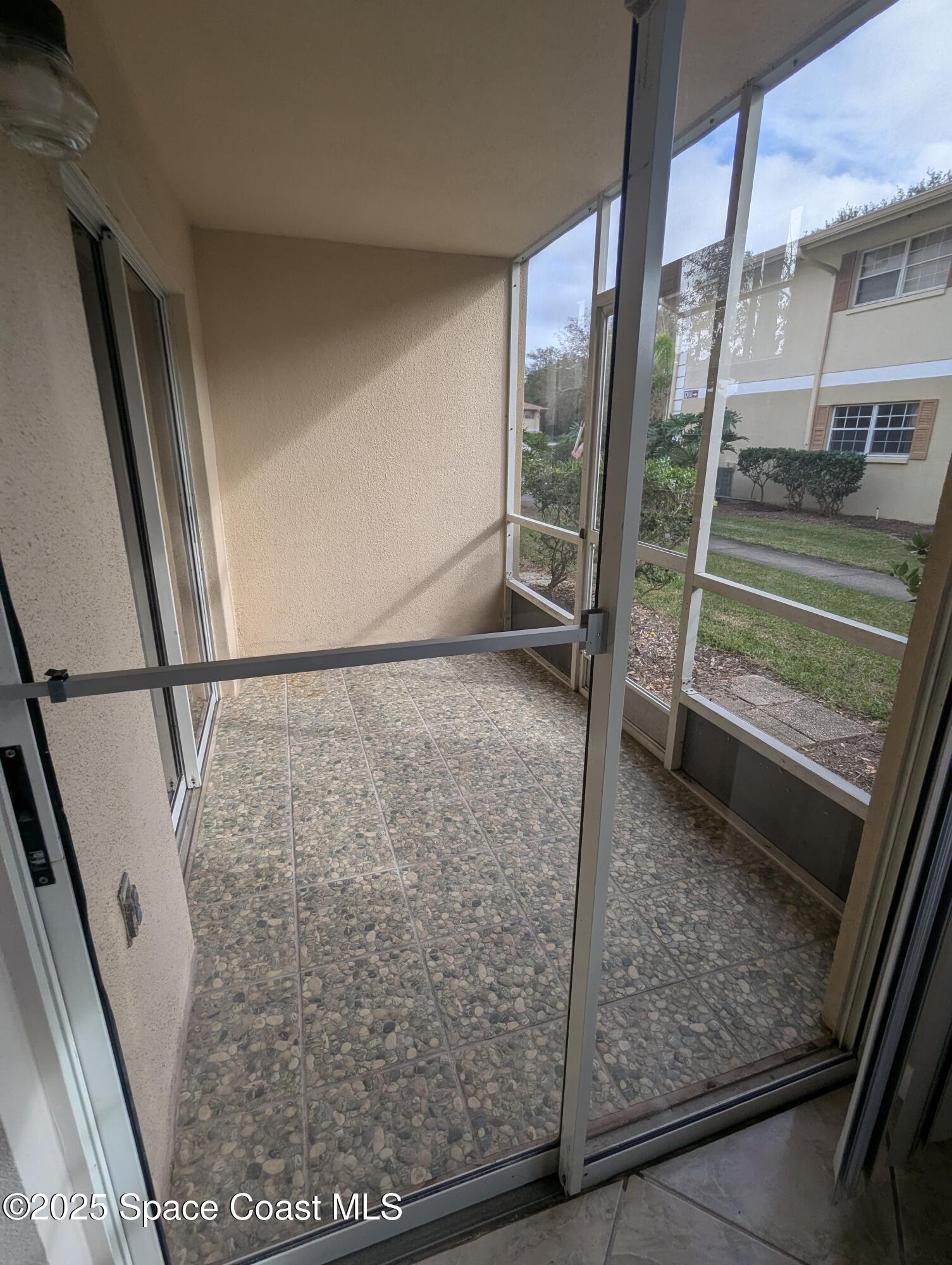 1609 Sunny Brook Lane, Unit E 104 Palm Bay, FL 32905 - Photo 7 of 31 a view of living room
