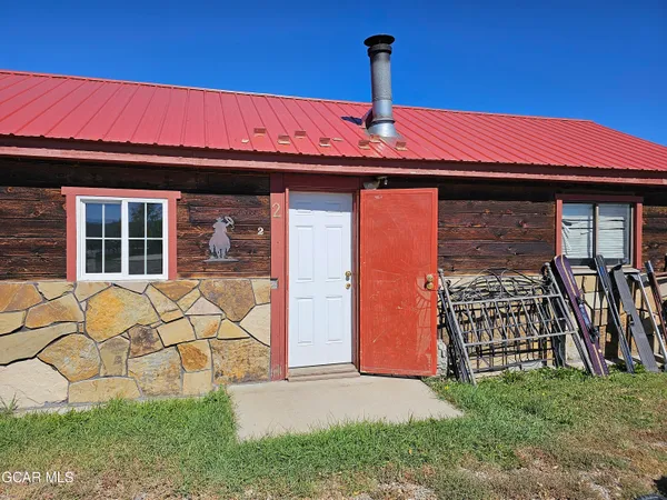$695,000 | 284-318 Gcr 309, Parshall, CO 80468