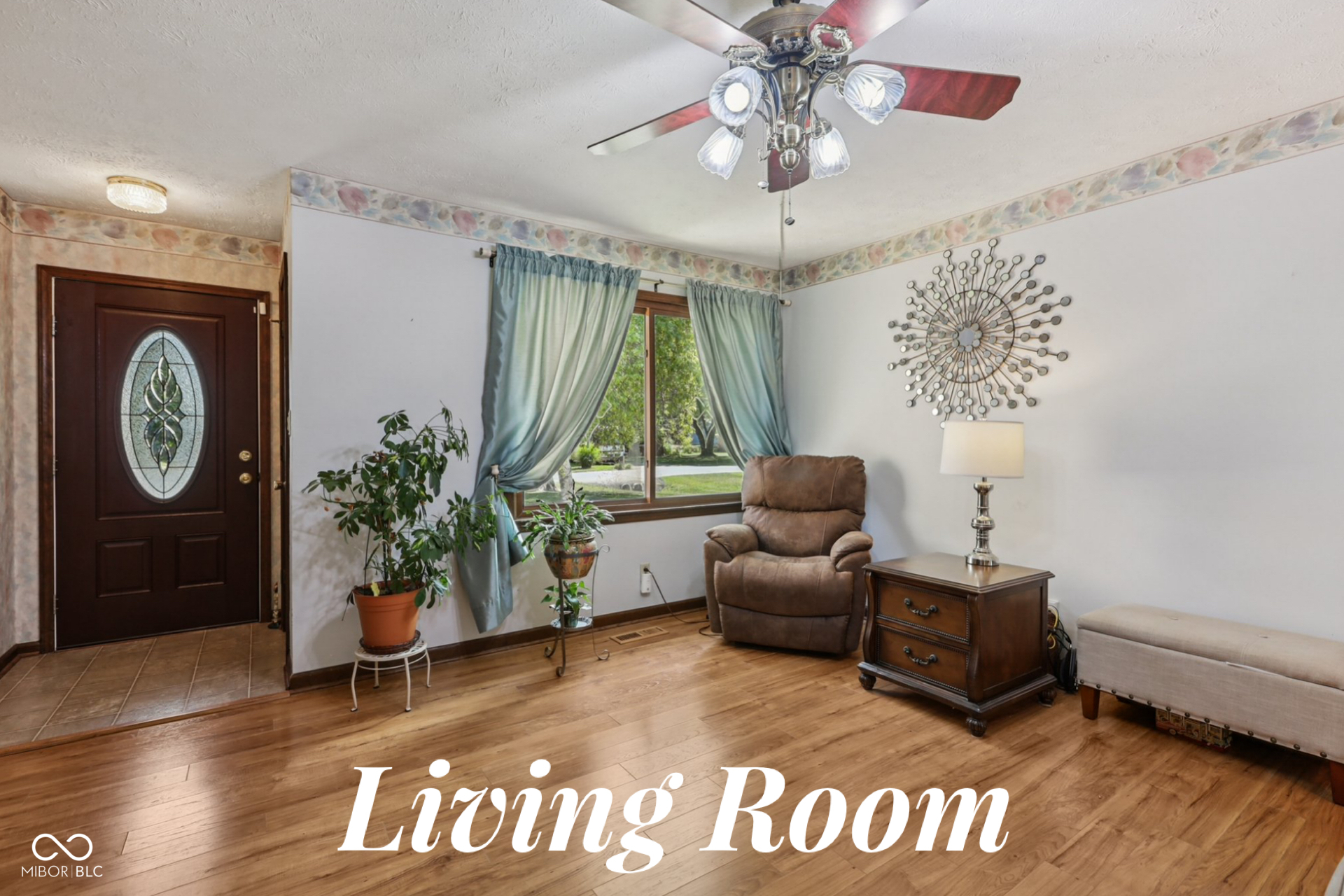 1270 Ledgewood Lane Avon, IN 46123 - Photo 4 of 35