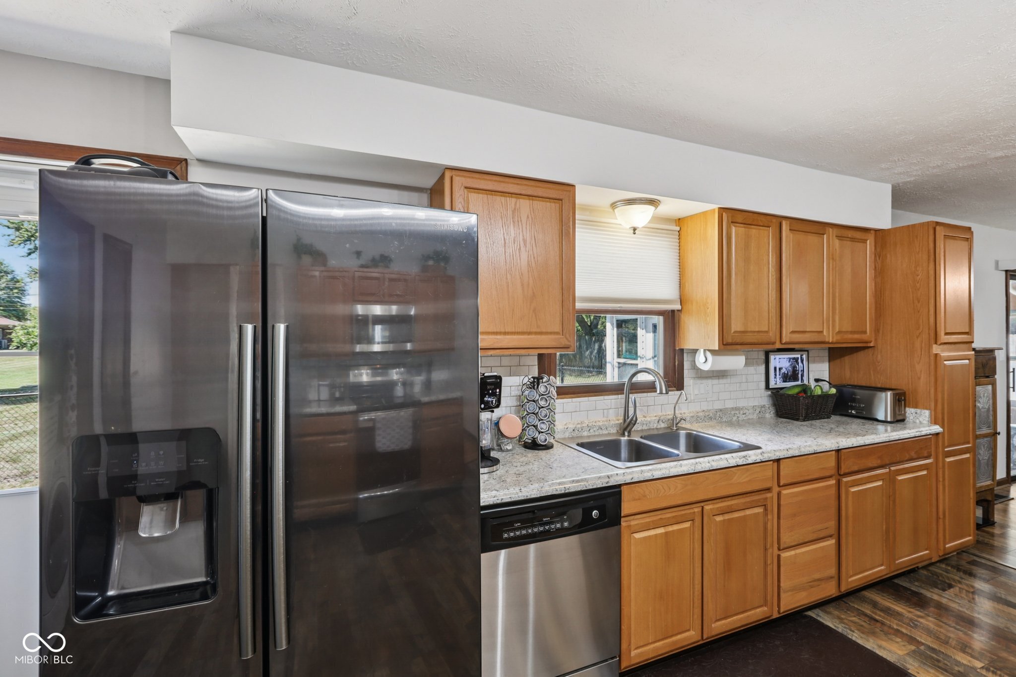 1270 Ledgewood Lane Avon, IN 46123 - Photo 7 of 35