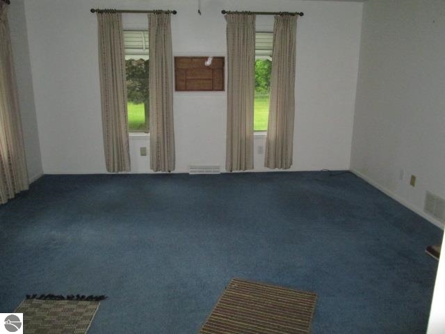 3355 East Rose City Road Lupton, MI 48635 - Photo 9 of 18 1785974-8.JPG